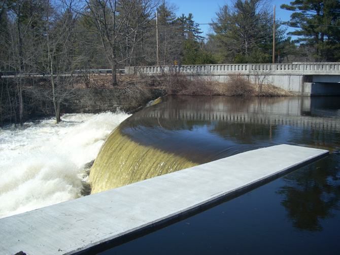 The Falls at RiverCourt Residences 2, 4-1-2014