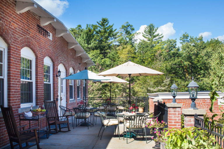 Assisted Living Facility in Groton, MA RiverCourt Residences